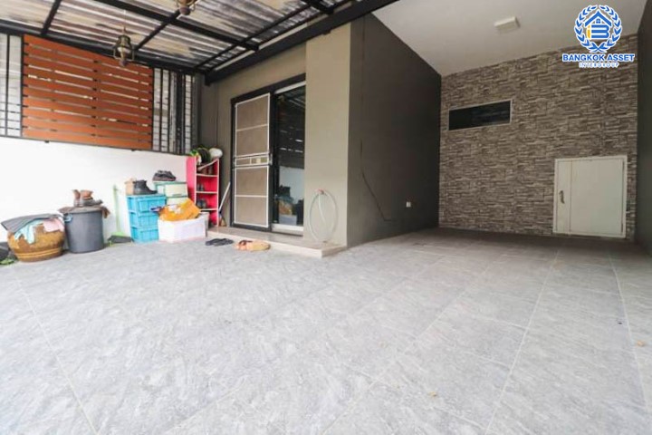 *****ทาวน์เฮ้าส์มือสอง กรุงเทพฯ ม.พฤกษาวิลล์96 พหลโยธิน-เพิ่มสิน เนื้อที่กว้าง 18.70 ตร.ว. ฟังก์ชัน 3 ห้องนอน 2 ห้องน้ำ ที่จอดรถ 1 คัน บ้านสภาพสวย ภายในตกแต่งโมเดิร์นมีสไตล์ พร้อมเข้าอยู่! โครงการตั้งบนทำเลแห่งการเดินทาง ใกล้รถไฟฟ้าสายสีชมพูและสายสีเขียว เชื่อมต่อจุดขึ้นทางด่วน "สุขาภิบาล5-รามอินทรา" จองเลย!